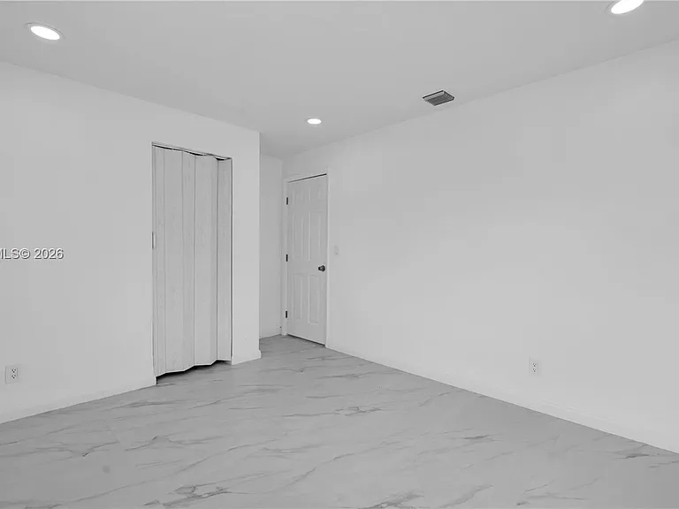 4285 SW 48th Ct — Photo 16