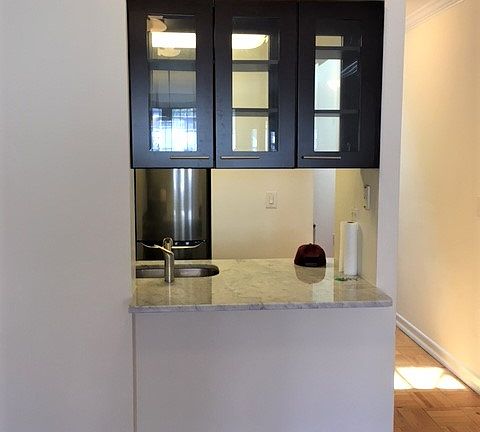 2nd image of 367 W 48th St #Penthouse