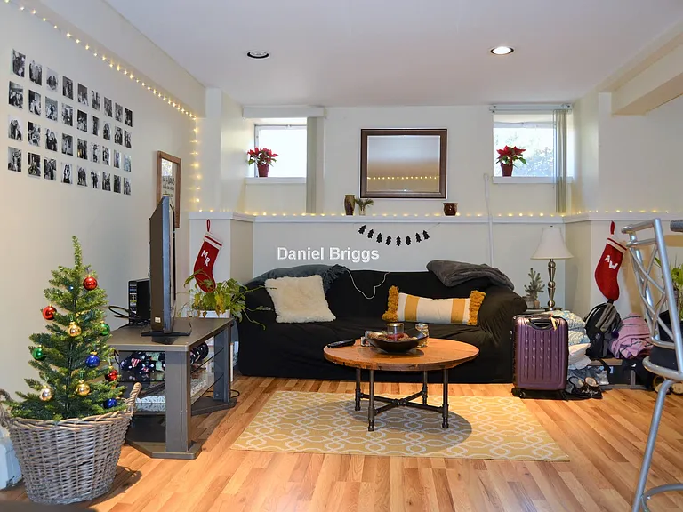 94 Pleasant St #1 — Photo 7