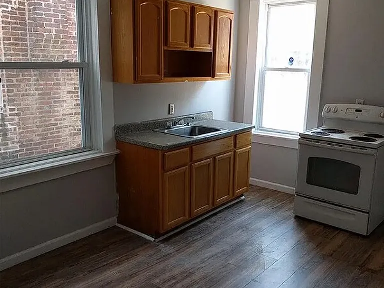 1434 N Felton St — Photo 2