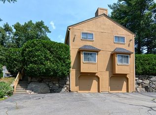 11 Loyalist Dr #26, Uxbridge, MA 01569