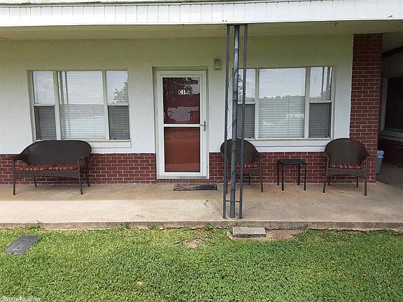 3rd image of 210 Aberina St #C-1