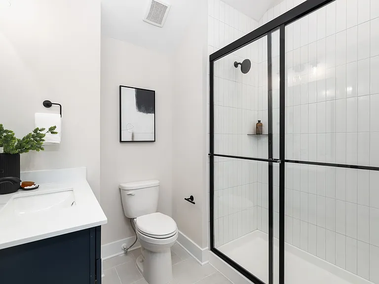423 Devender Ln NE — Photo 10