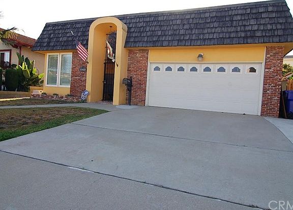 2nd image of 23423 Broadwell Ave