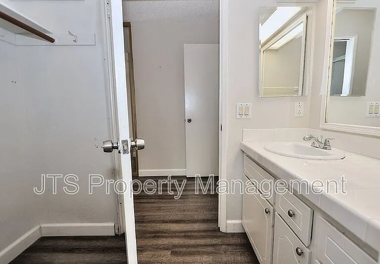 5748 Muldrow Rd — Photo 38