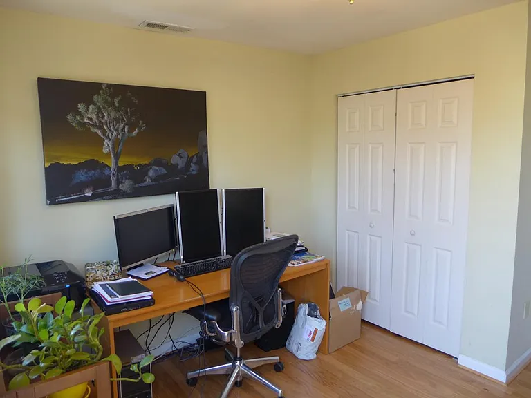 512 S Montford Ave — Photo 17