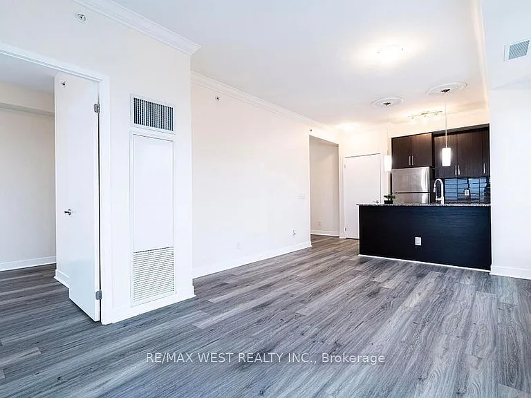 840 Queens Plate Dr #1402 — Photo 8