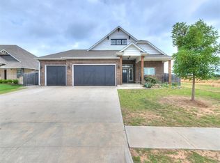 1411 Presidio Dr, Norman, OK 73072