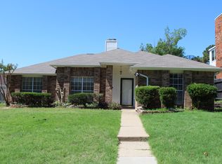 3805 Silver Maple Dr, Carrollton, TX 75007