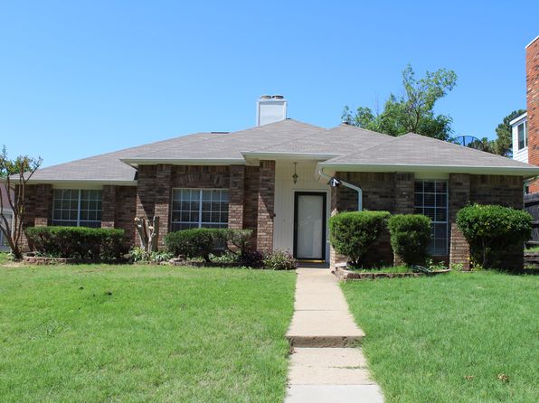 3805 Silver Maple Dr