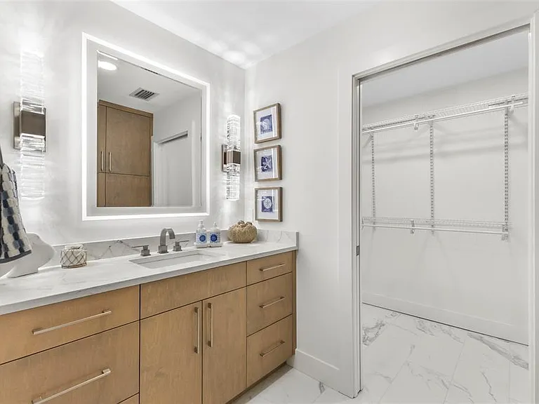 1750 Benjamin Franklin Dr #1D — Photo 29