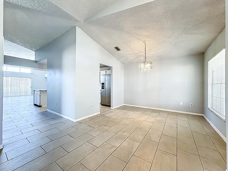 1603 Storington Ave — Photo 5