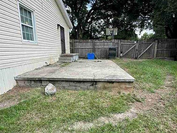 5th image of 4643 Hilltopper Rd