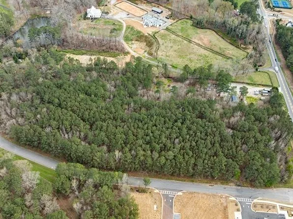 13640 Chadwick Farm Blvd, Roswell, GA 30075