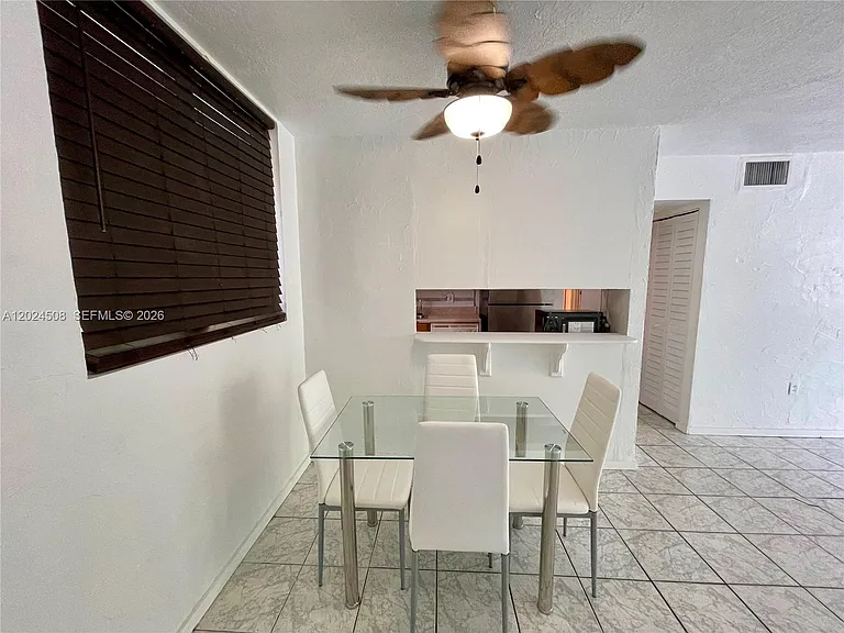 1670 Bay Rd #2B — Photo 3