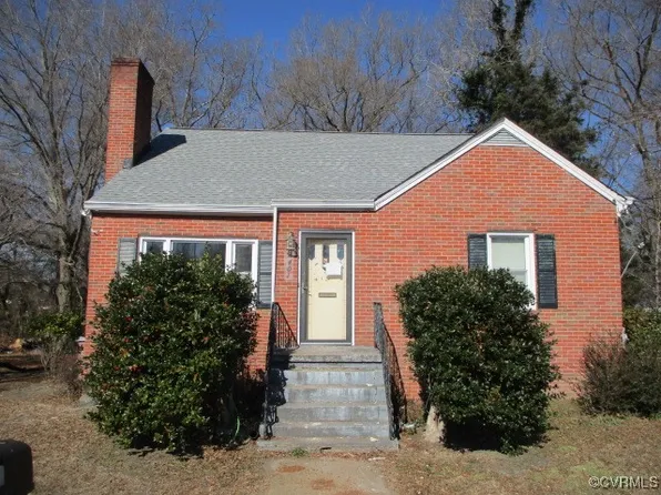 2401 Dublin St, Hopewell, VA 23860