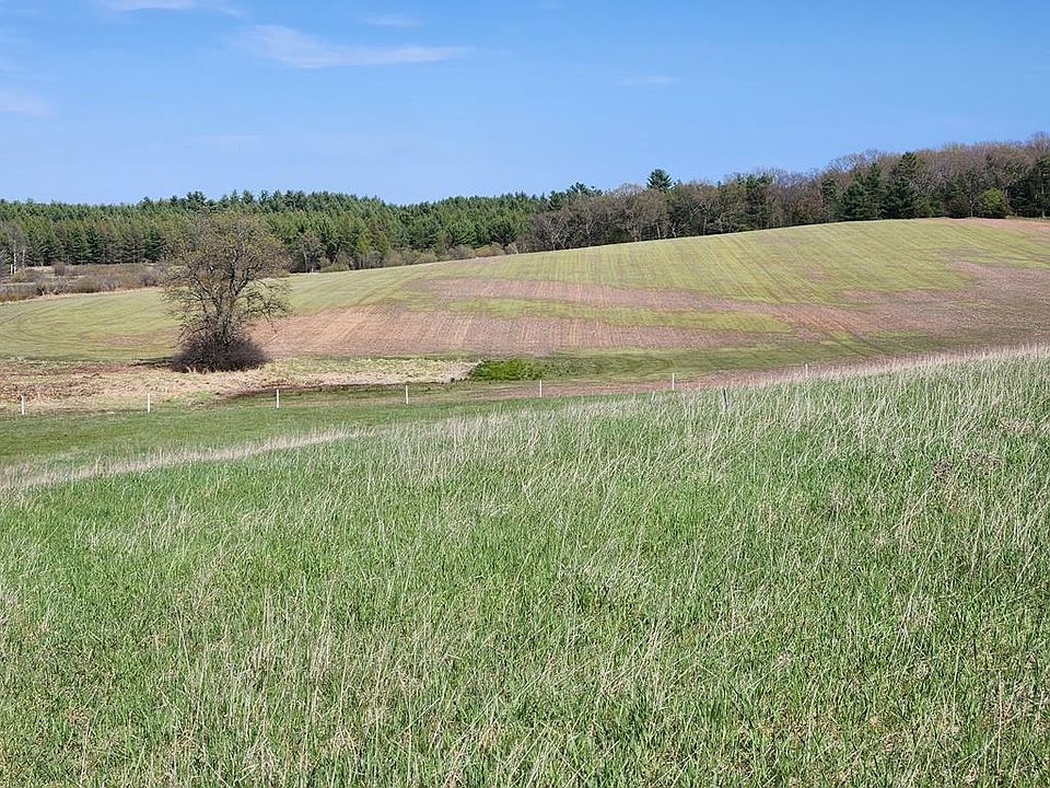 1st image of N8248 11TH AVENUE