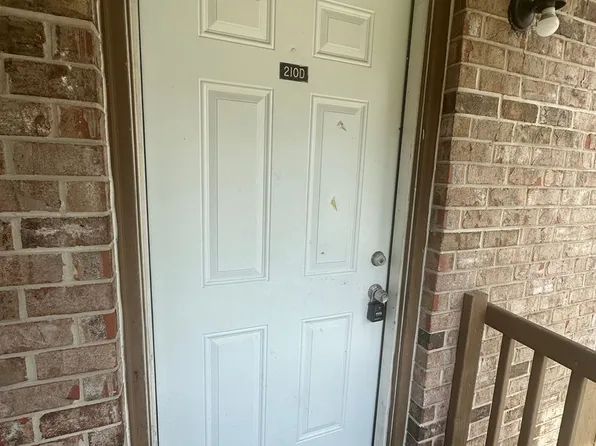 210 Rue Royale, 210 Rue Royale APT D, Lafayette, LA 70507