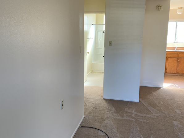 577 Couper Dr #3