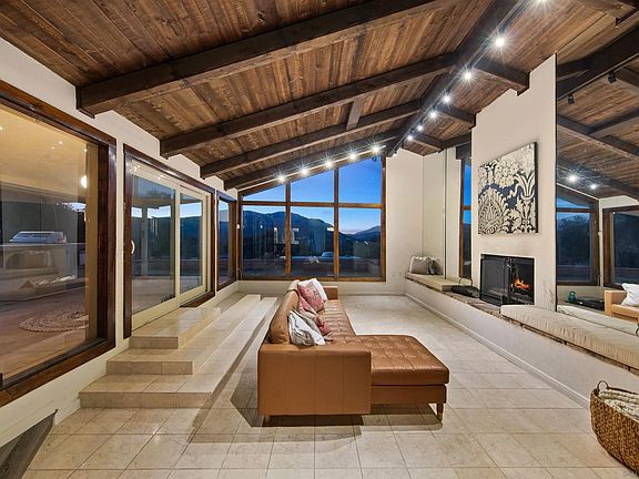 3rd image of 580-582 S South Grade Rd