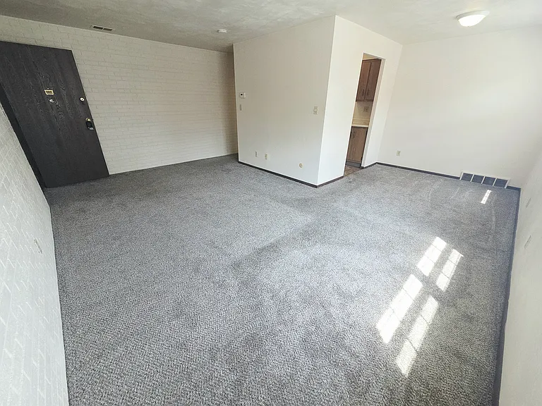 605 George St #107 — Photo 4