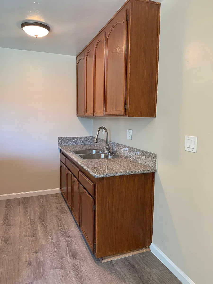 Building Photo - 1401 S Gilbert St #22