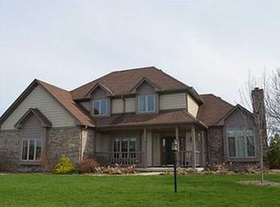 3 Spotted Owl Dr, Brownsburg, IN 46112