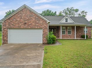 102 Ginger Ct, Searcy, AR 72143