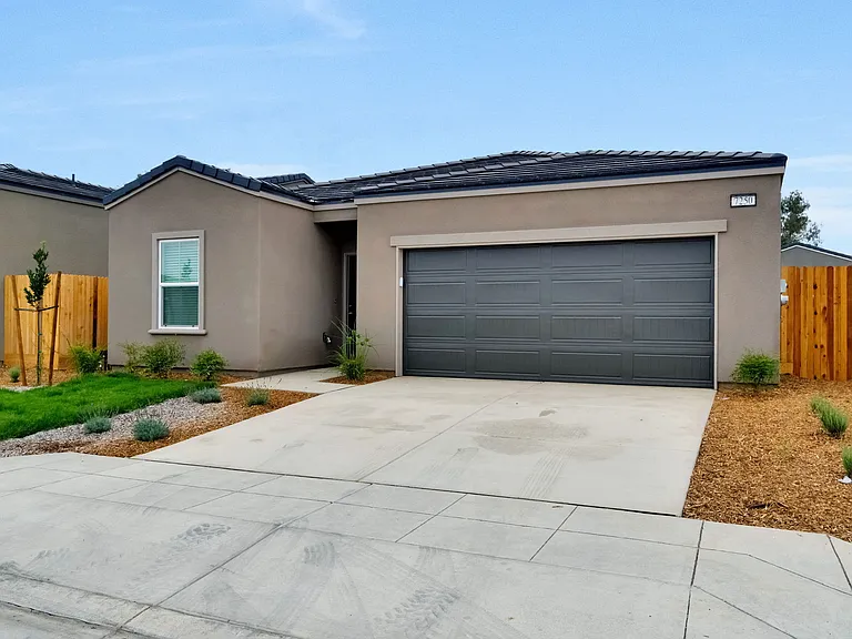 7250 W Norwich Ave — Photo 3