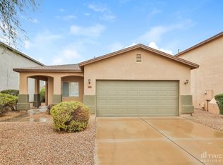 962 E Cowboy Cove Trl, San Tan Valley, AZ 85143