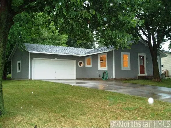 1501 Maple St S, Northfield, MN 55057