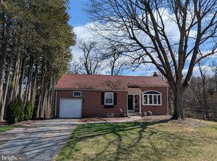 411 Devon Rd, Camp Hill, PA 17011