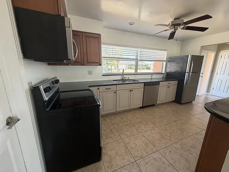 461 41st Ave — Photo 8