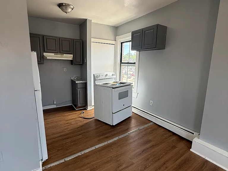 637 Park St #2S — Photo 1
