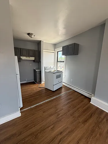 637 Park St #2S Photo 1