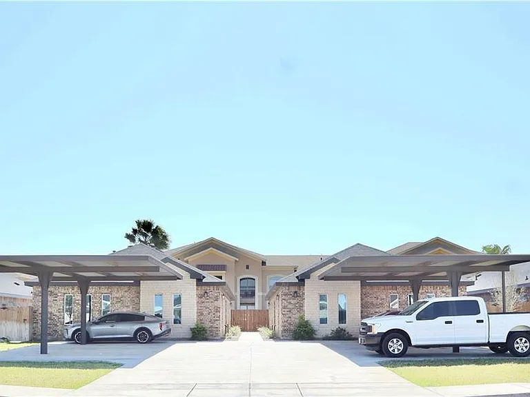 2612 E Israel Ave #A — Photo 1