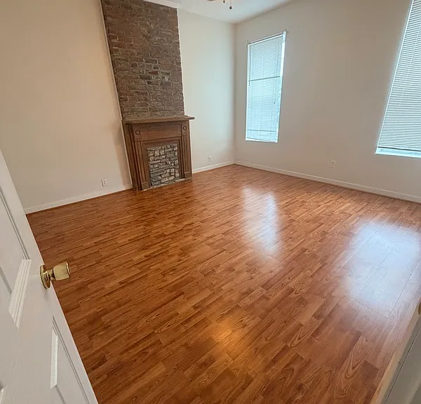 3105 E Marshall St — Photo 3