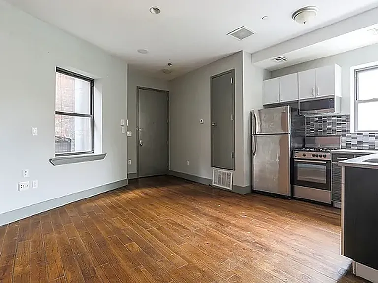 1329 Pacific St #2F — Photo 1