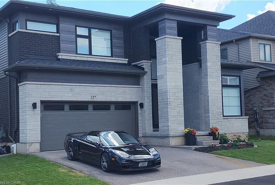 1st image of 127 Court Dr