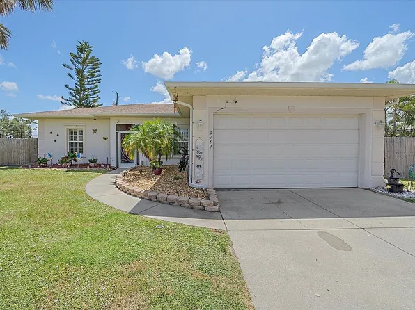 1789 Elm Dr, Venice, FL 34293