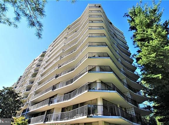 2nd image of 3333 University Blvd W APT 612