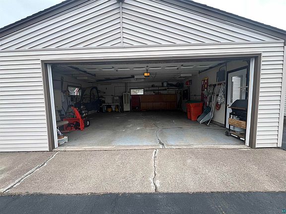 5th image of 1506 Wilson Ave