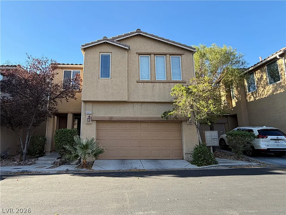 8435 Lucero Ave