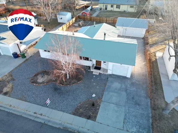 915 Elk Dr, Riverton, WY 82501