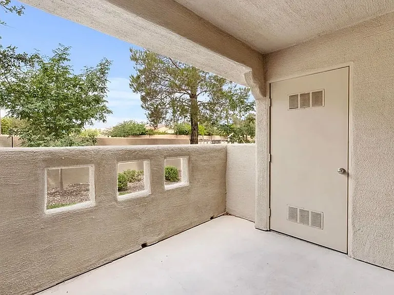 1900 Tierra Vista Dr #104 — Photo 18