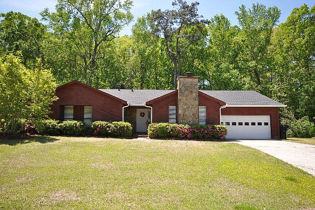 1st image of 745 Hickory Oak Holw