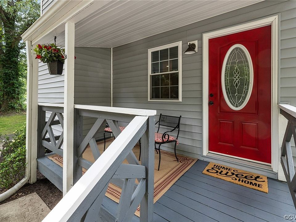 1st image of 900 Partridge Ln