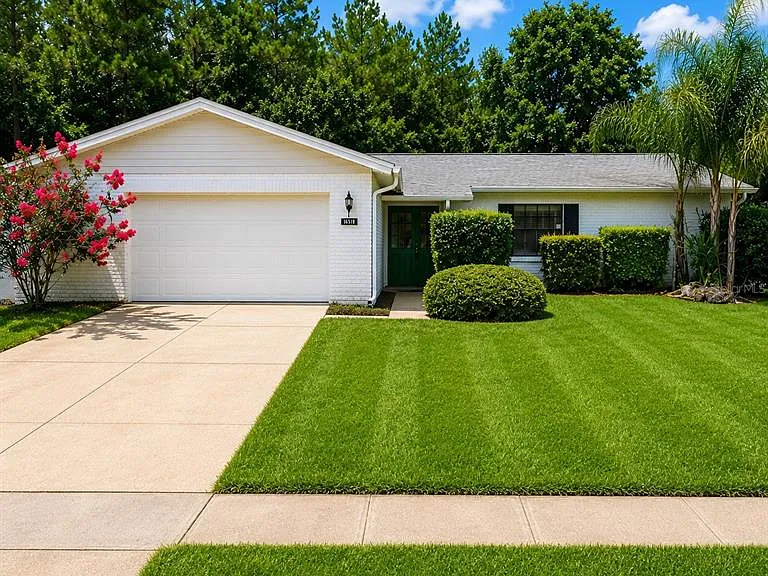 16518 Silverhill Dr — Photo 2