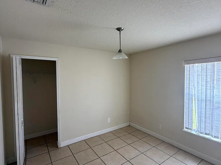 1352 Gem Cir #27 — Photo 5