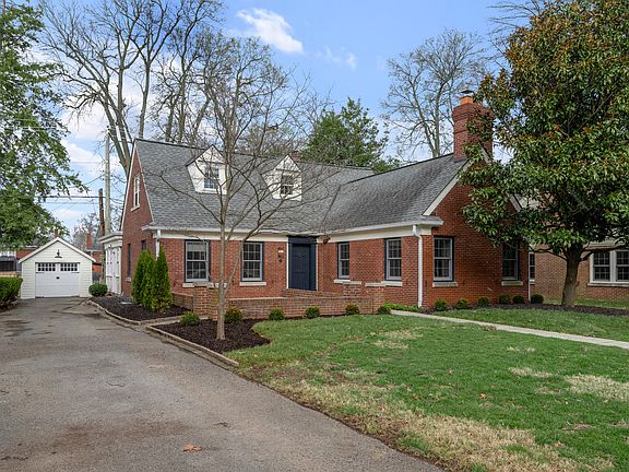3rd image of 211 Chenault Rd